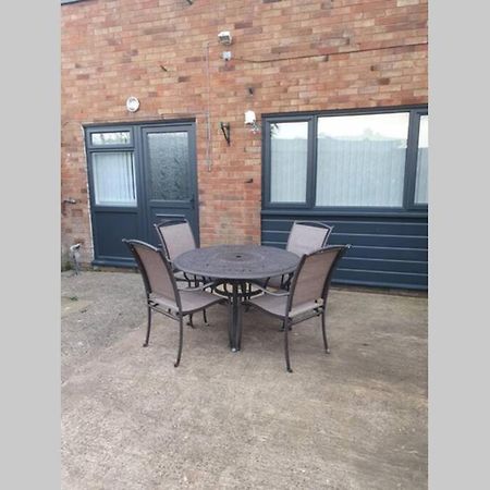 Entire House - Cheshire Oaks/Ellesmere Port Ngoại thất bức ảnh