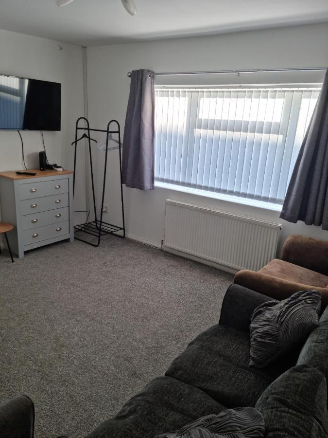 Entire House - Cheshire Oaks/Ellesmere Port Ngoại thất bức ảnh